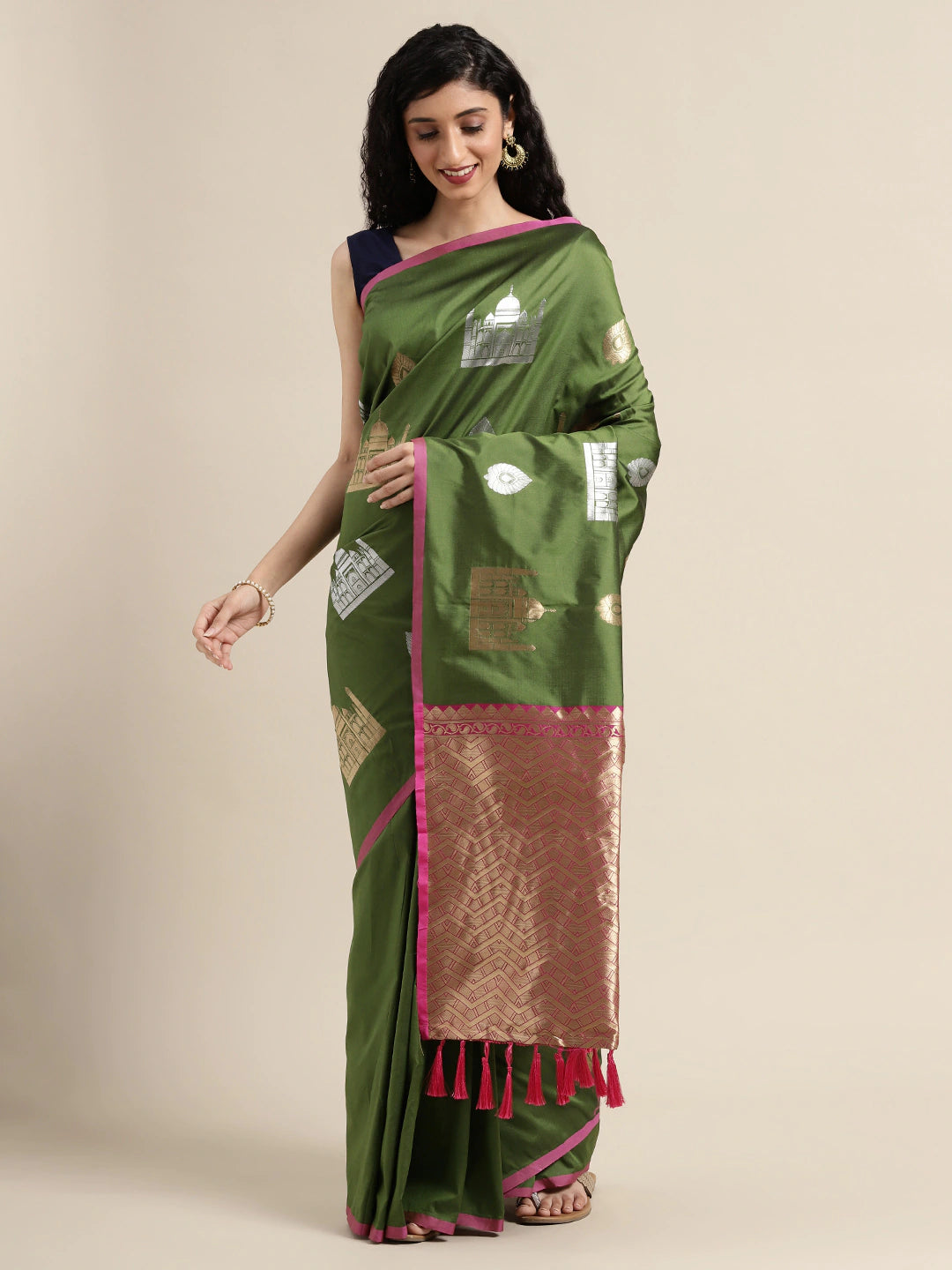 Trendy Green Colour Silk Blend Woven Design Banarasi Saree
