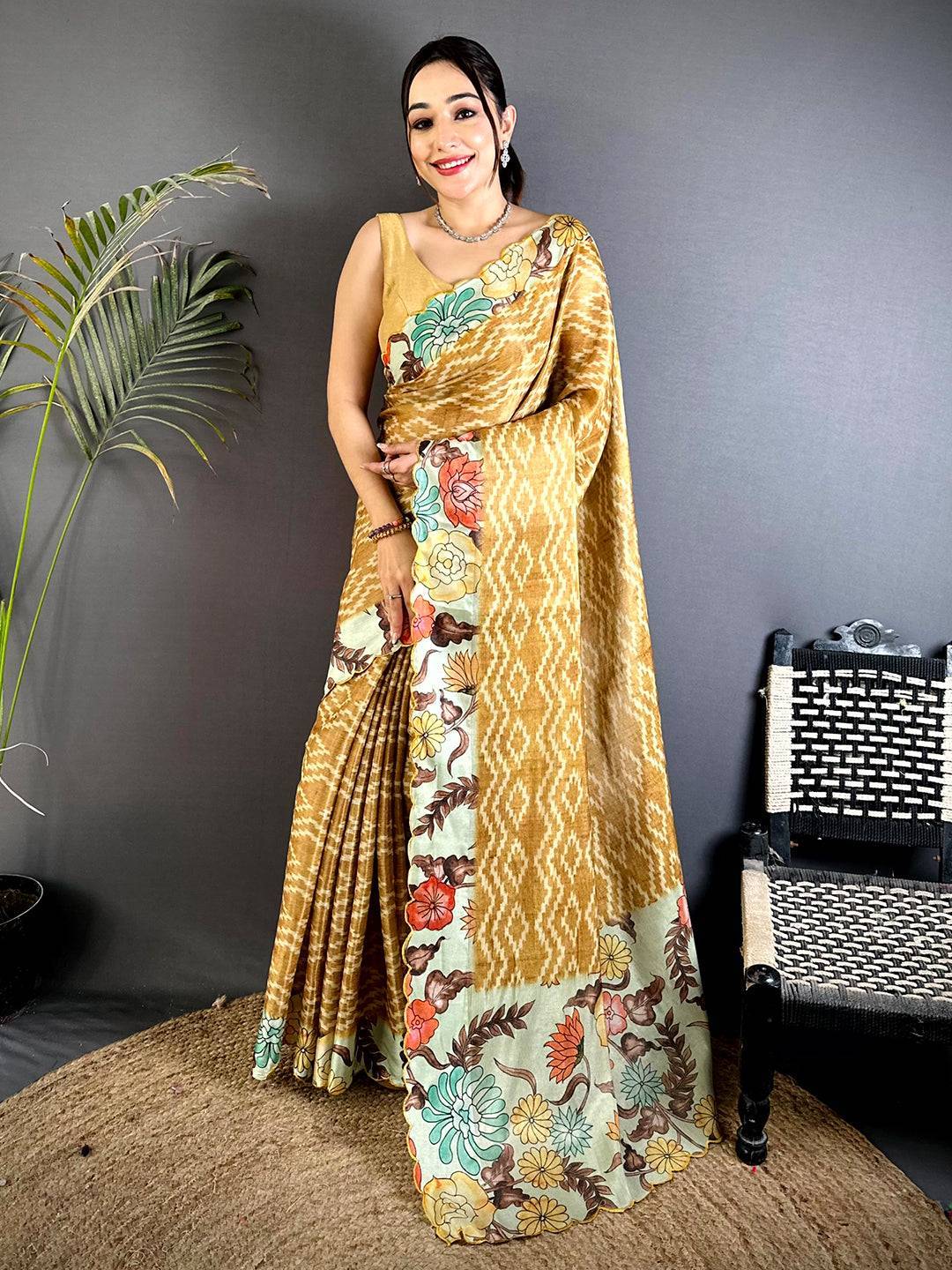 Artistic Pen Kalamkari Shibori Cutwork Saree

