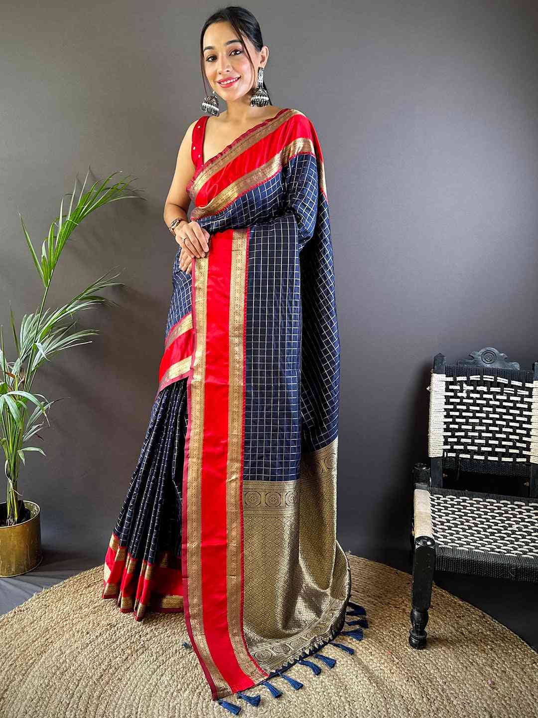 Navy Silk Woven Kanchi Banarasi Saree