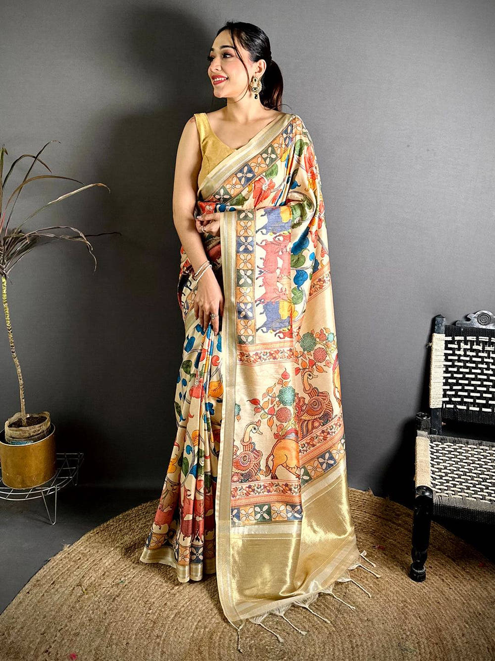 Vibrant Gaji Lakda Patta Kalamkari Saree