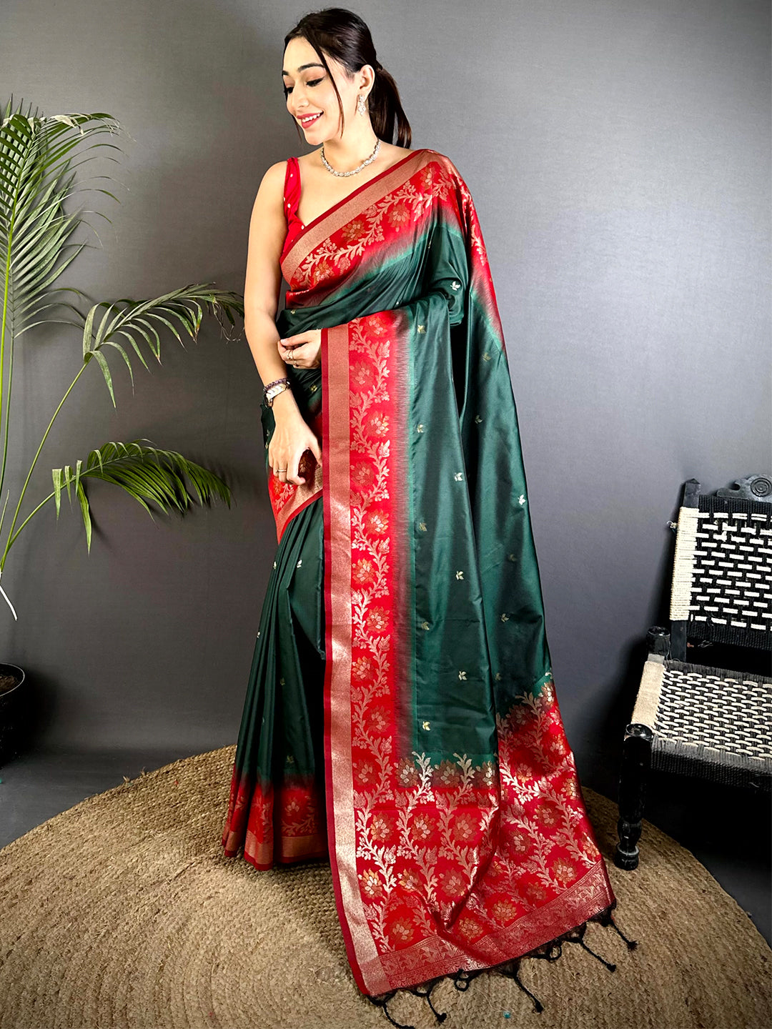 Radiant Green Gadwal Pattu Saree