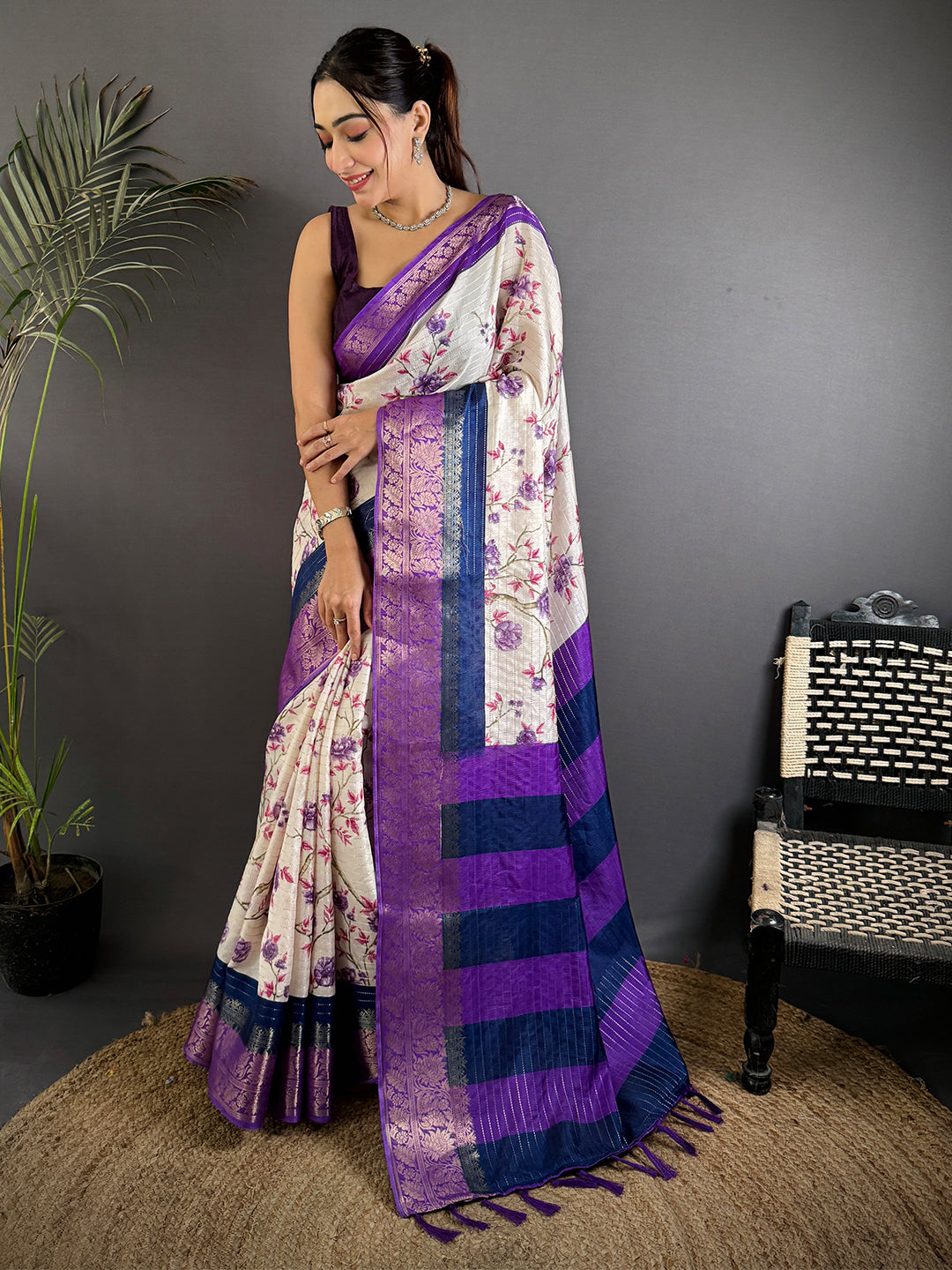 Lavender Soft Dola Silk Zari Katha Saree