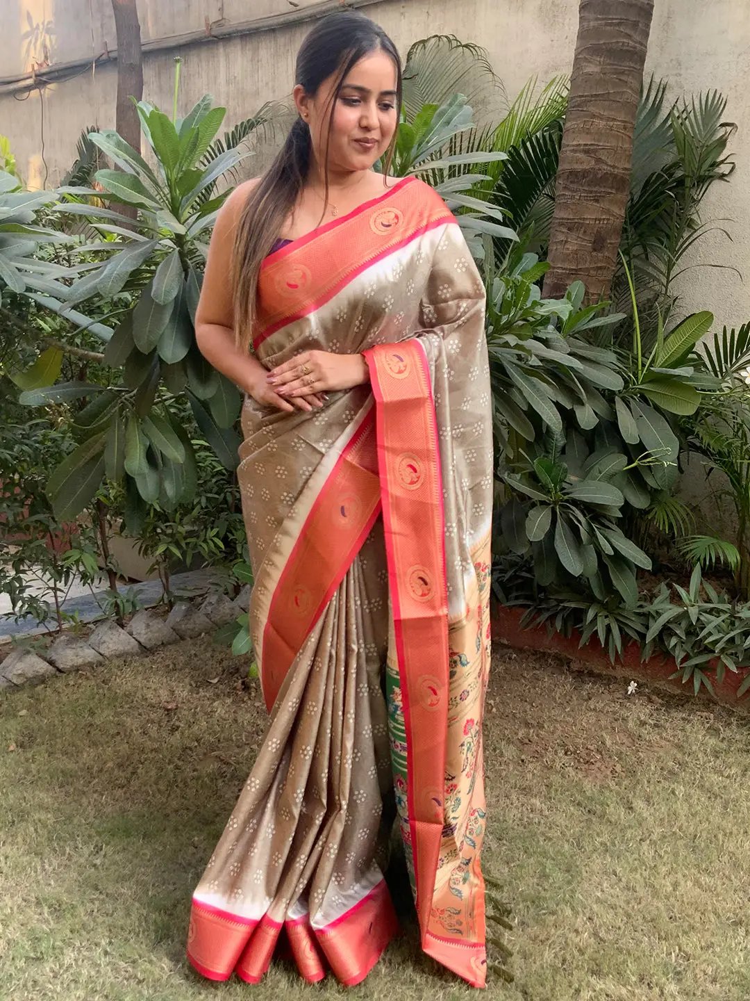 Full view of Paithani Bandhej saree with intricate Minakari pallu