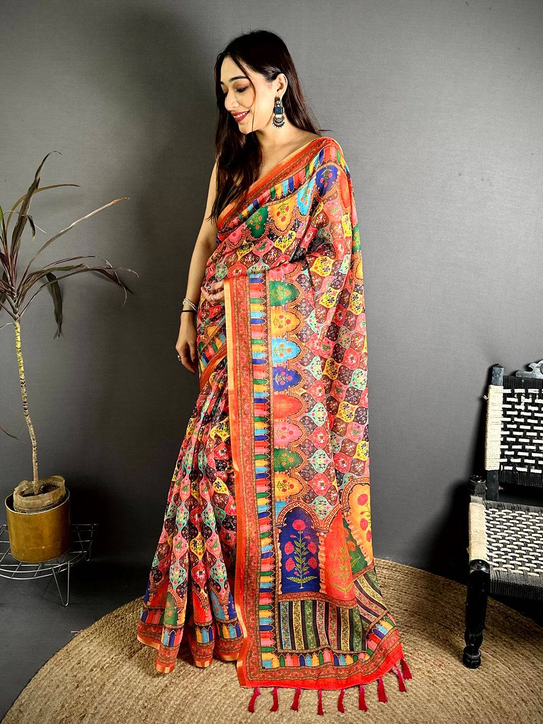 Celebrity Elegance Printed Linen Saree