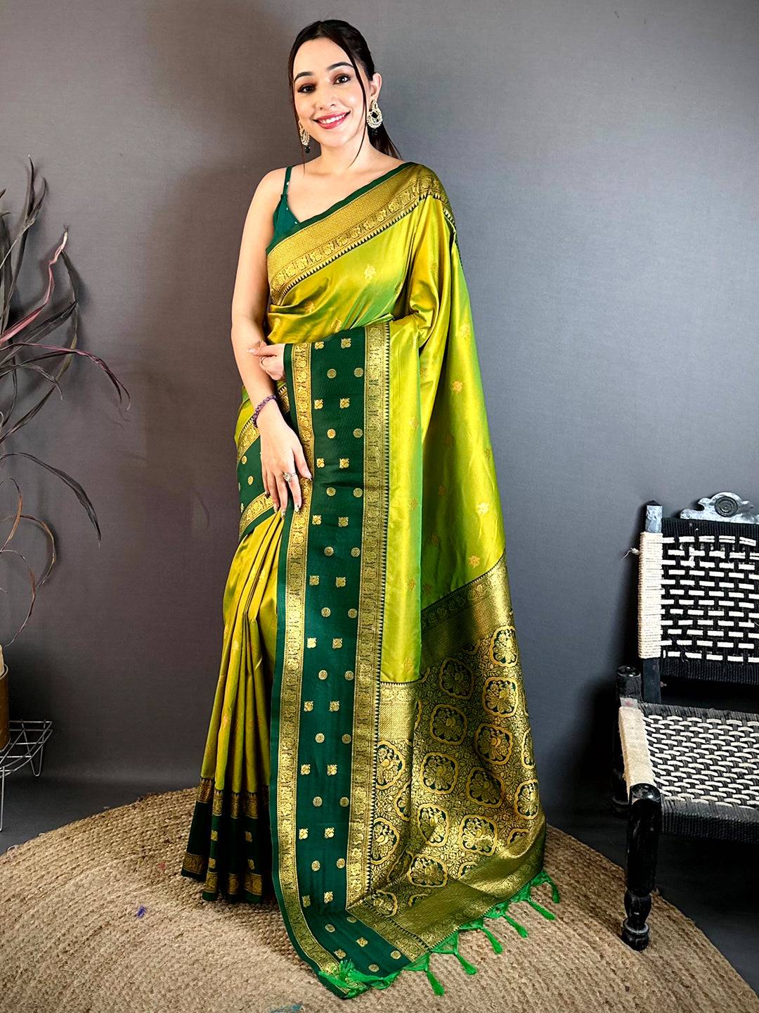 Royal Weave Soft Silk Big Border Saree