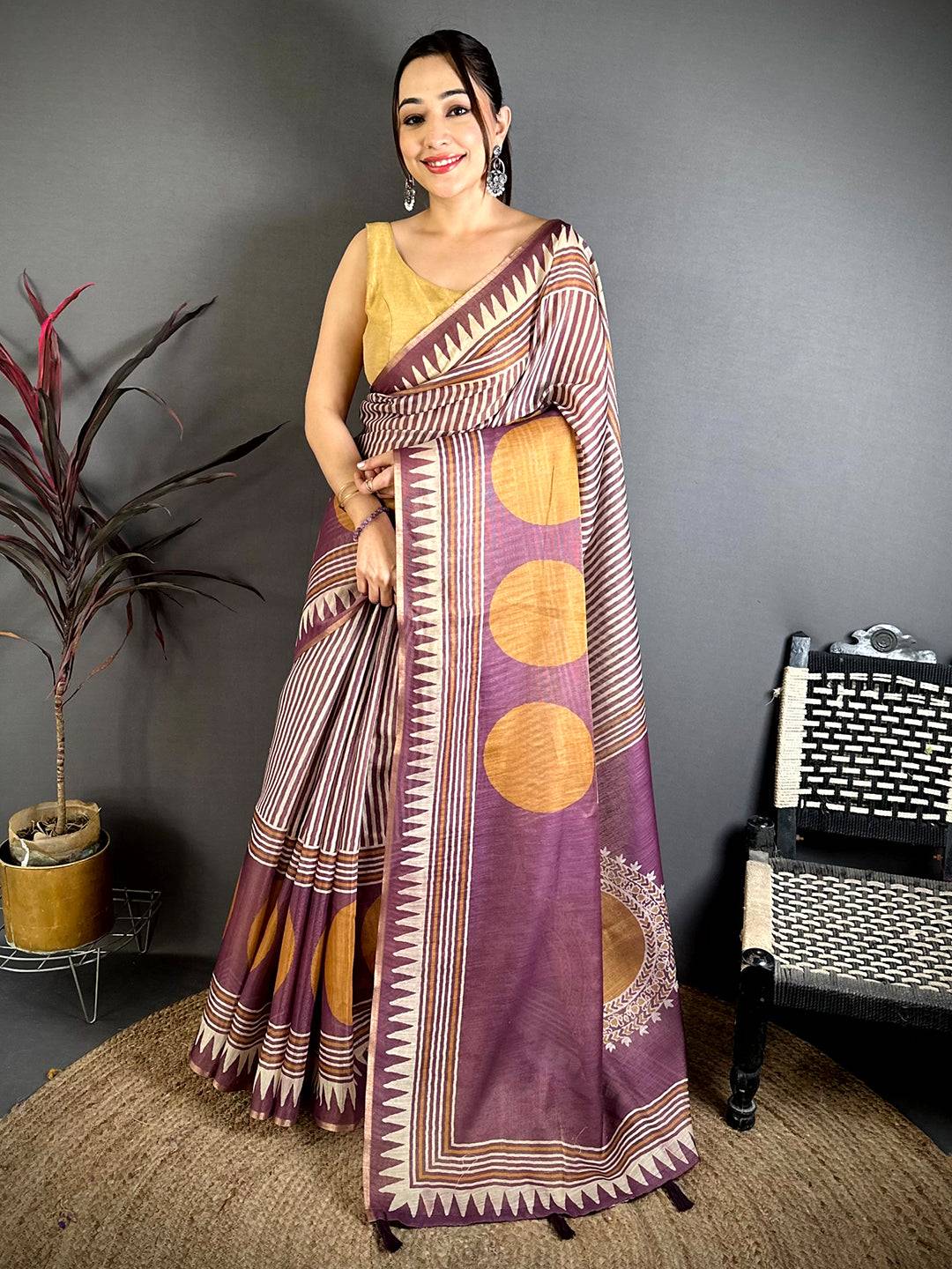 Majestic Ajrakh Print Linen Saree



