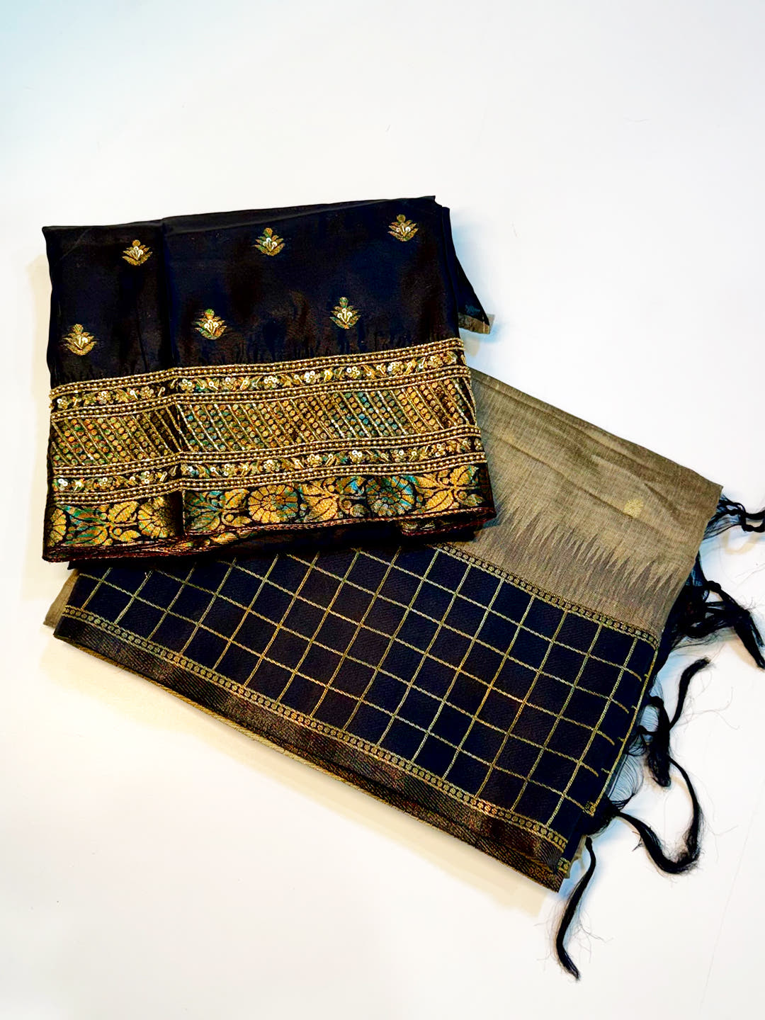 Black Soft Silk Saree With Zari Chex Border With Maggam Blouse