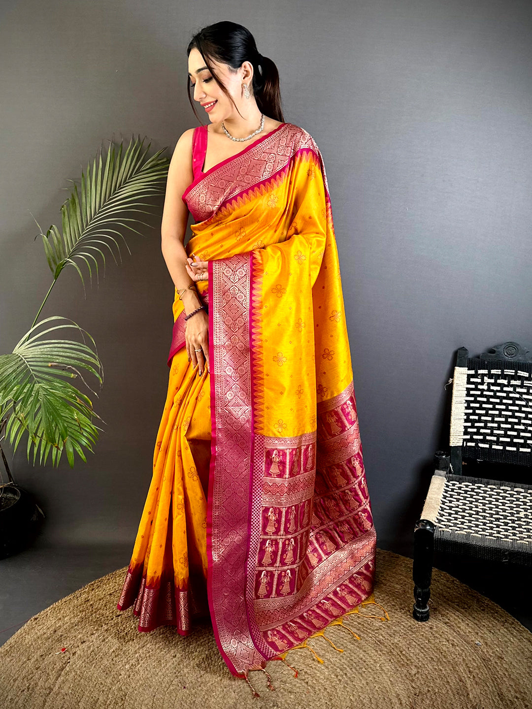 Yellow Crystal Raw Silk Kanchi Pattu Saree