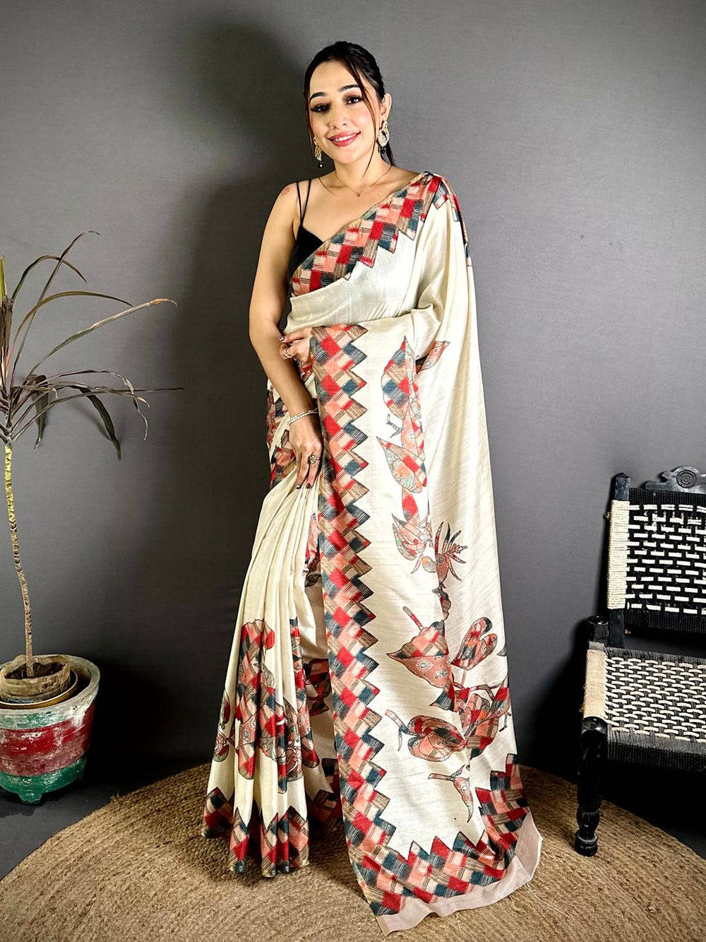 Classic Digital Applique Print Tussar Saree