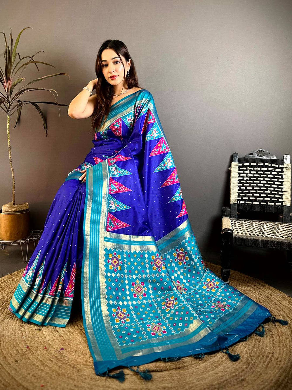 Soft Silk Ikkat Patola Gadwal Border Saree