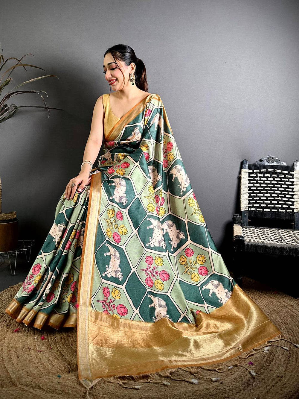 Radiance Gaji Lakda Patta Kalamkari Saree