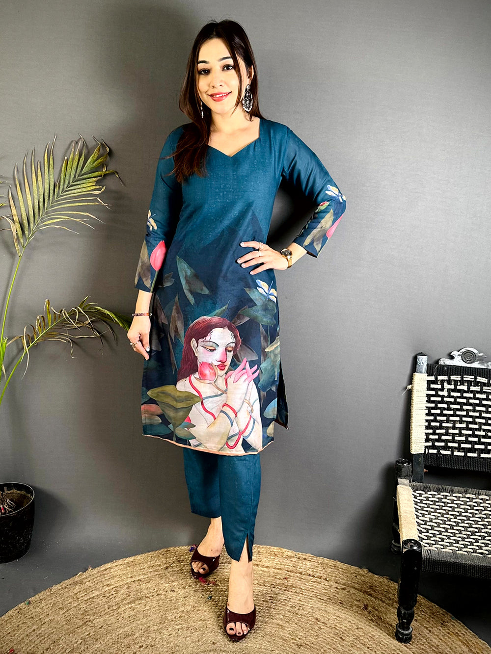 Poster Print Diamond Neck Mul Kurti