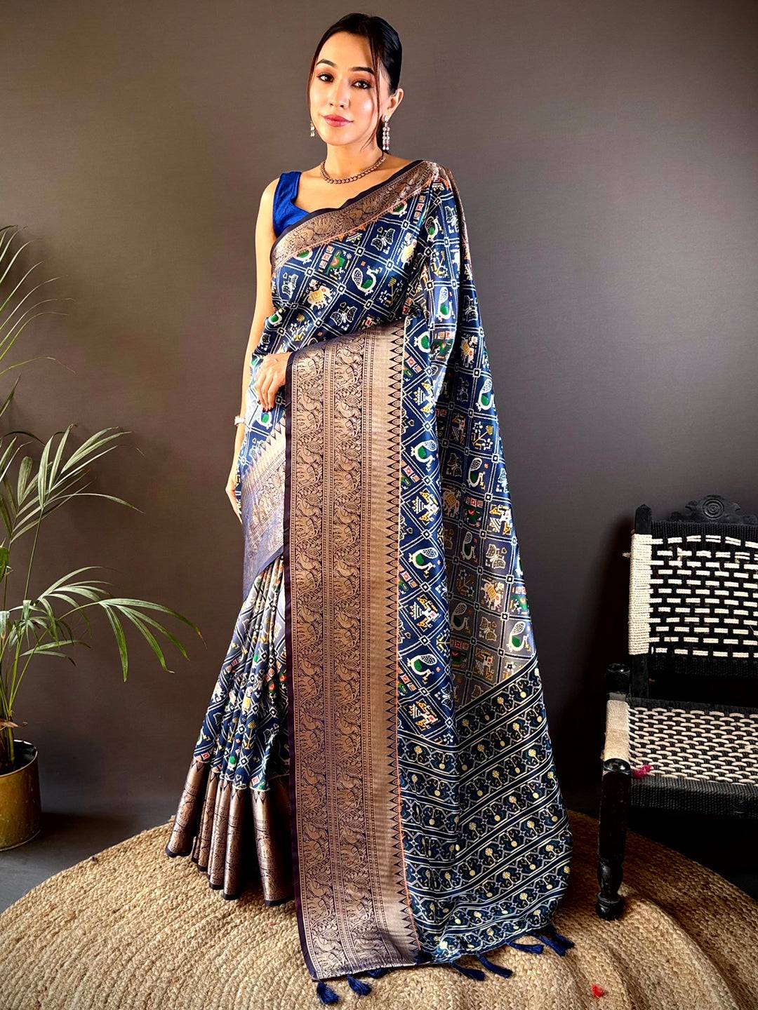 Full view of ombre navy soft silk Patola print saree