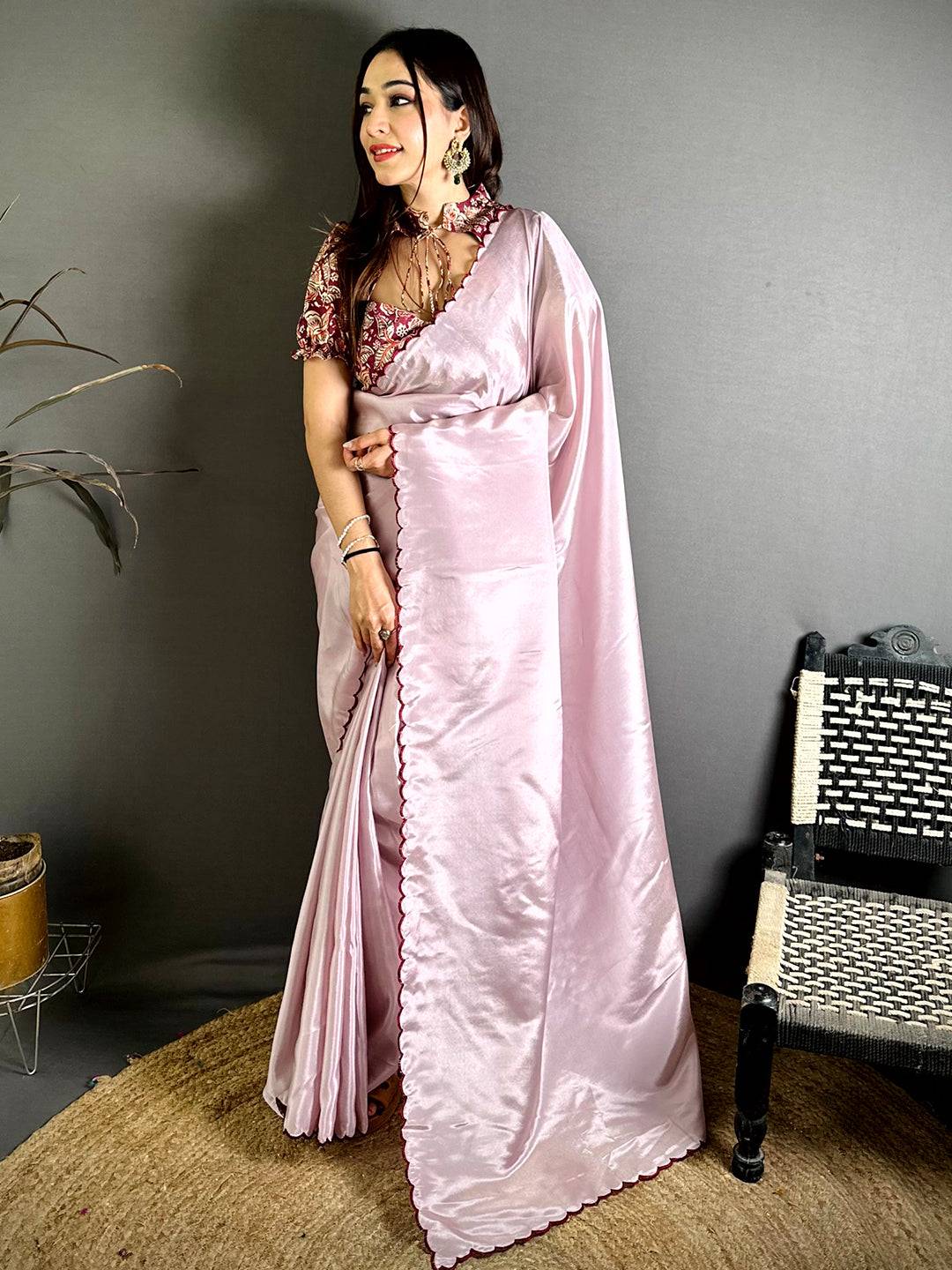 Artisan Contrast Printed Blouse Silk Saree