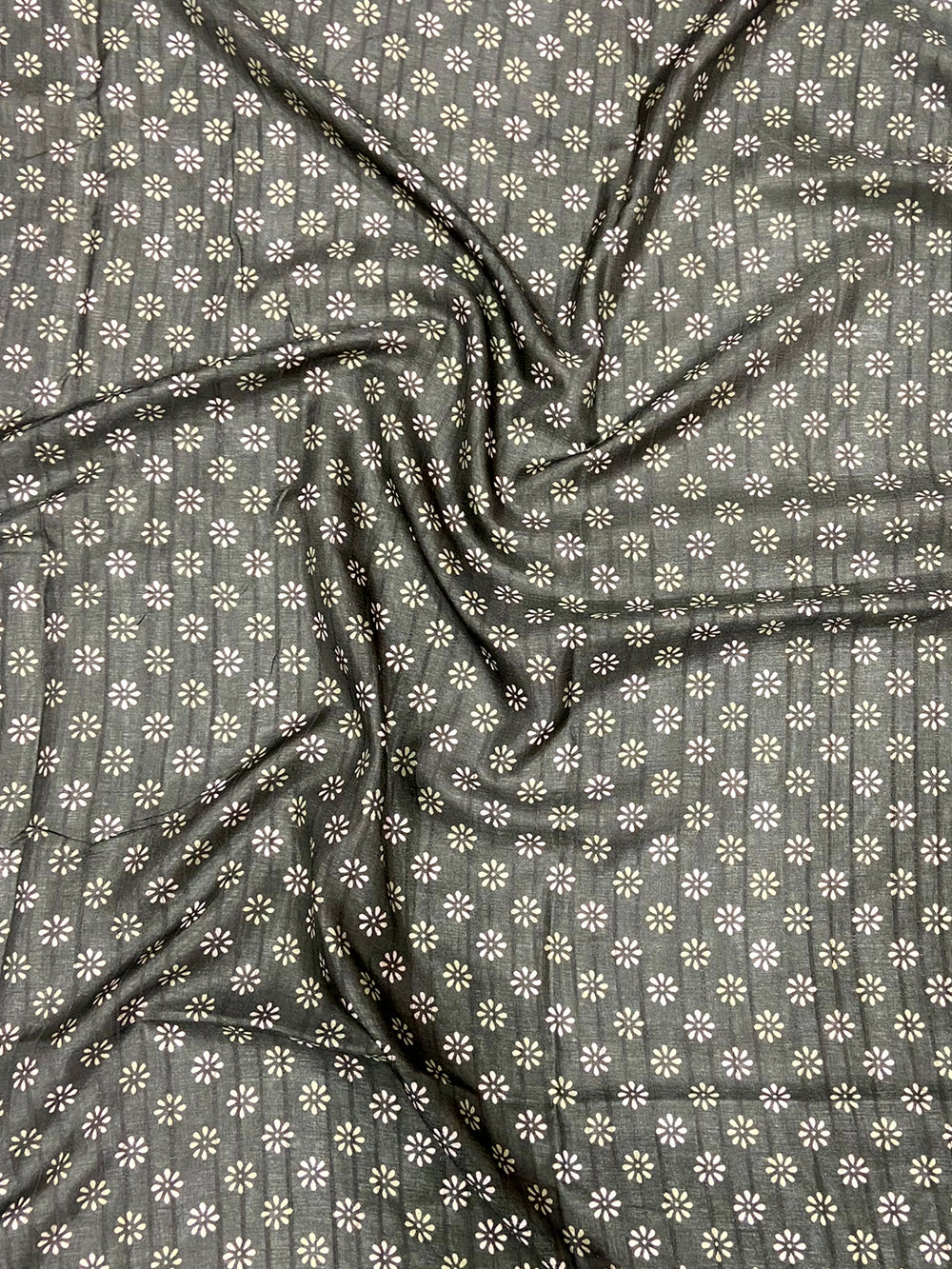 Olive Leaf Print Ghicha Handloom Saree