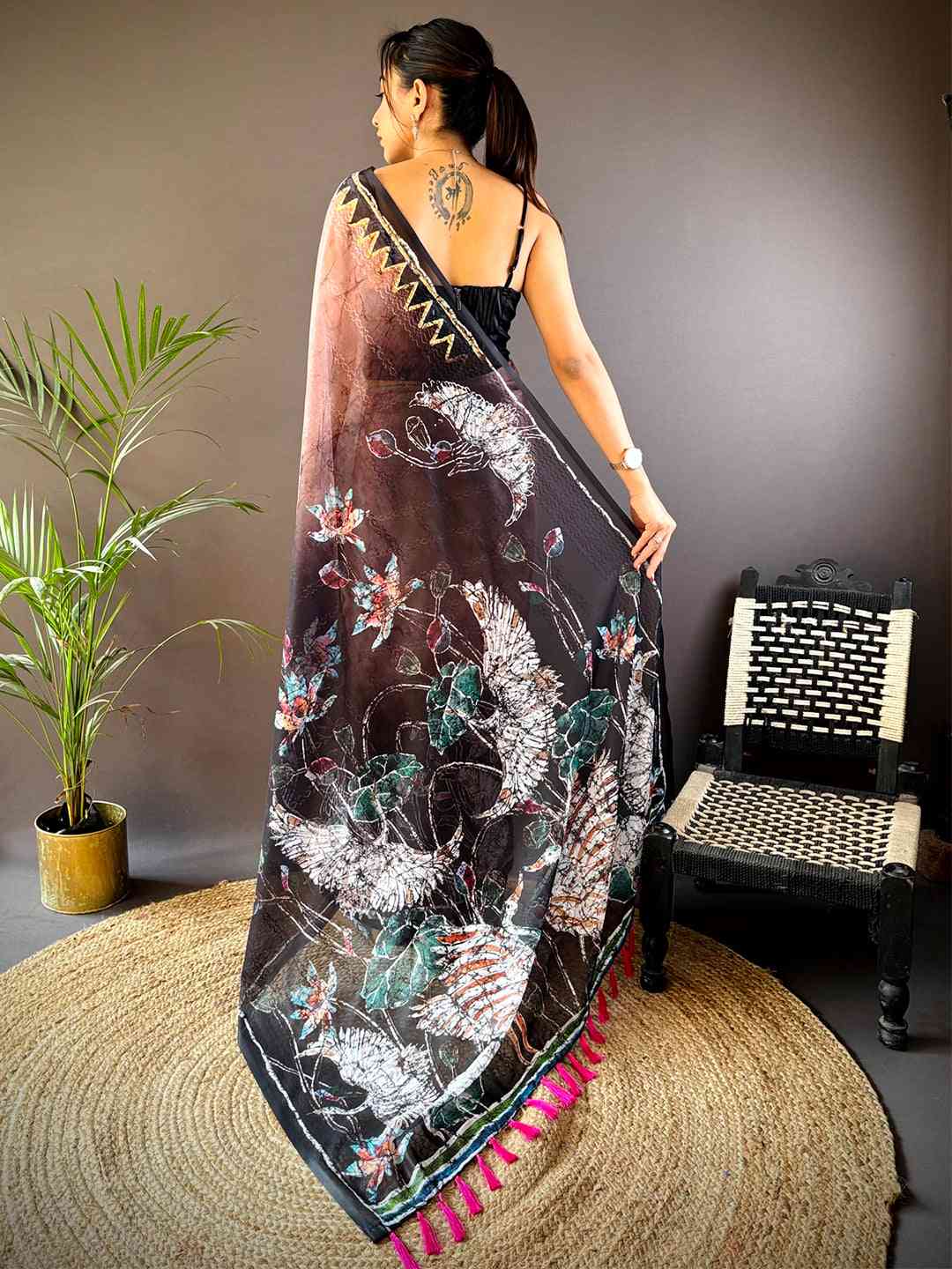 Pink Georgette Batik Printed Saree