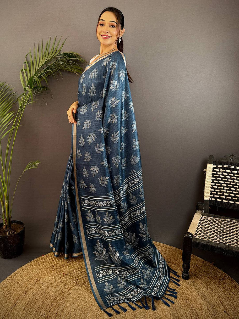Steel Blue Leaf Print Ghicha Handloom Saree