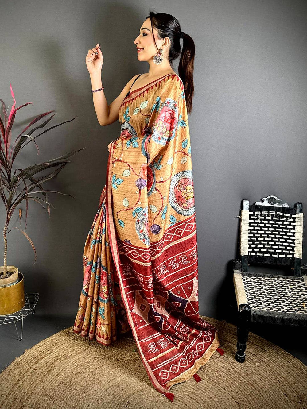 Regal Pochampally Art Pallu Tussar Saree