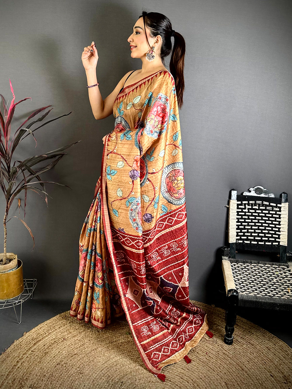 Regal Pochampally Art Pallu Tussar Saree