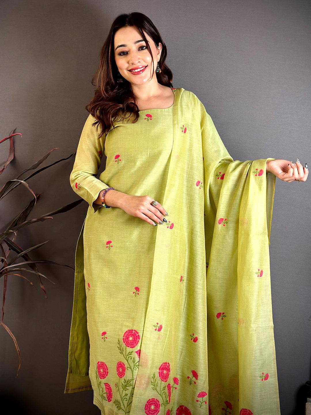 Radiant Pista Floral Cotton Dress