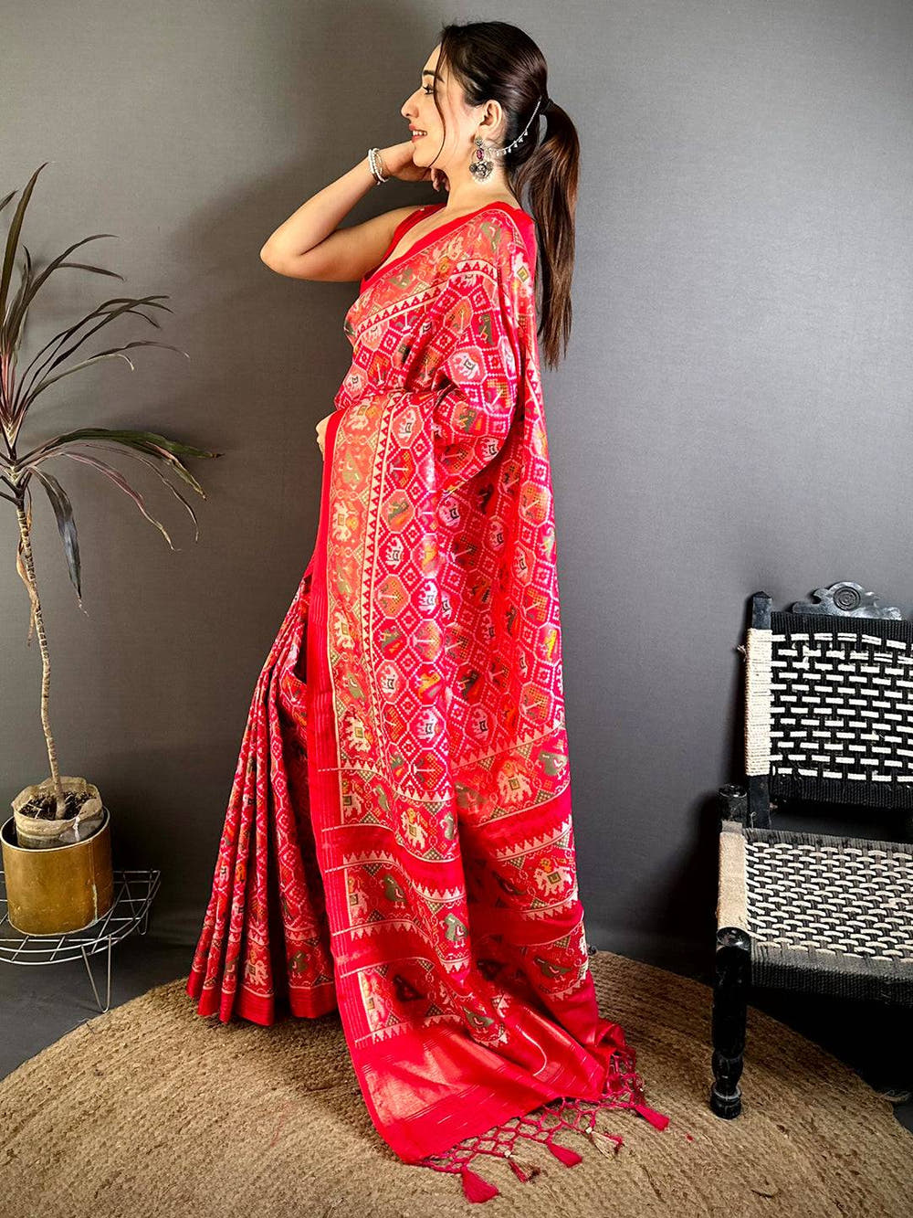 Celebrity Soft Silk Patola Weaving Saree