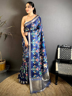 Graceful Gold Lakda Patta Kalamkari Saree