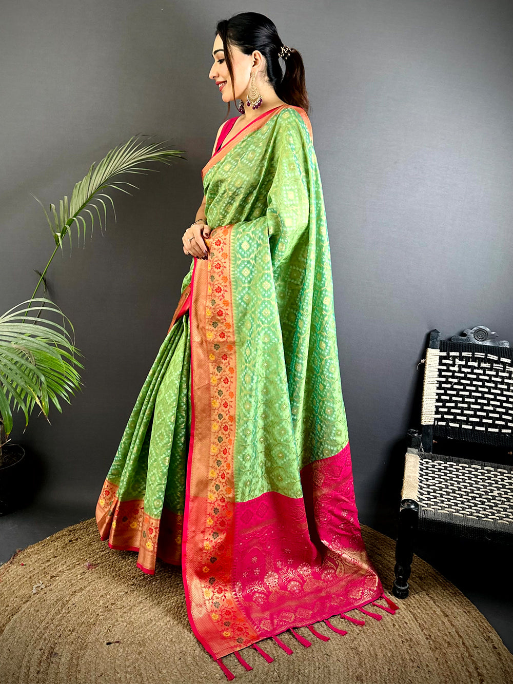Green Banarasi Minakari Katan Silk Saree