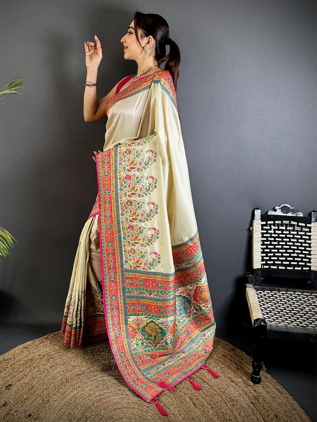 Cream Kashmiri Pashmina Semi Silk Saree


