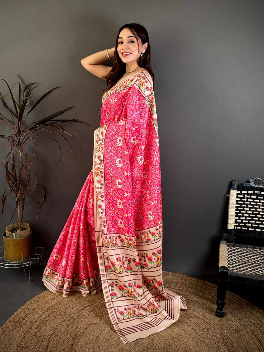 Classic Ikkat Pochampally Tussar Saree