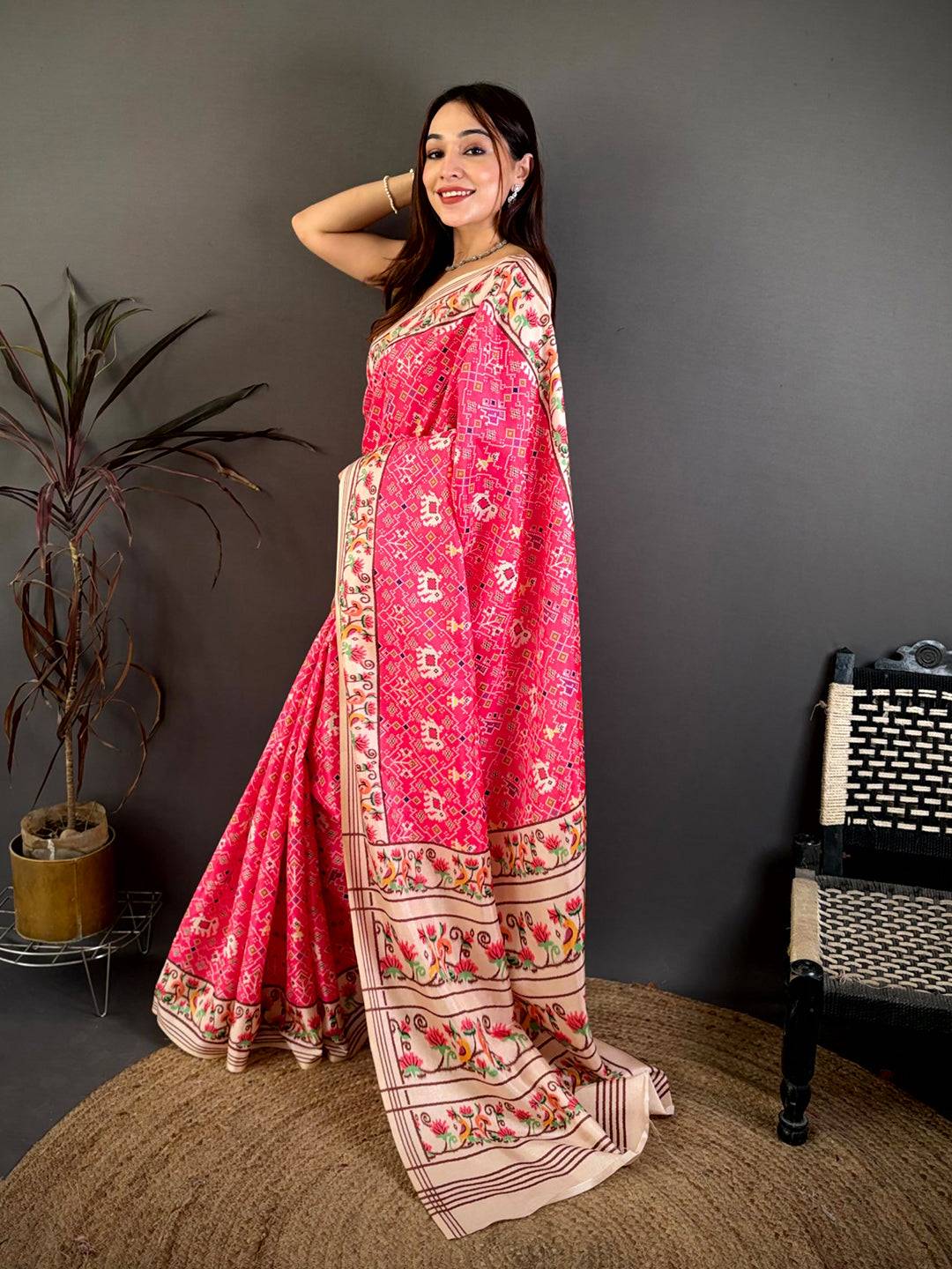 Classic Ikkat Pochampally Tussar Saree