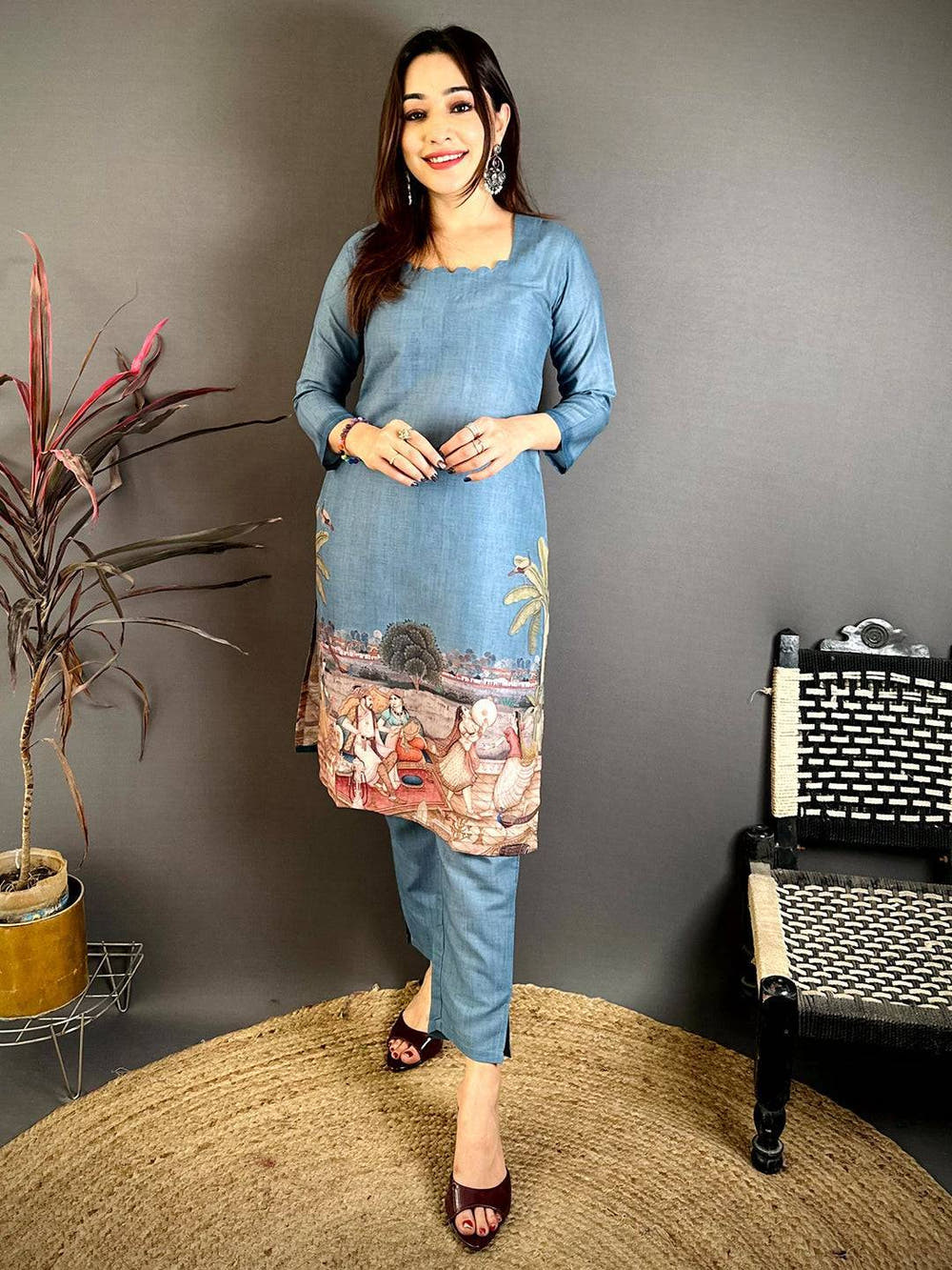 Regal Mughal Print Square Neck Kurti