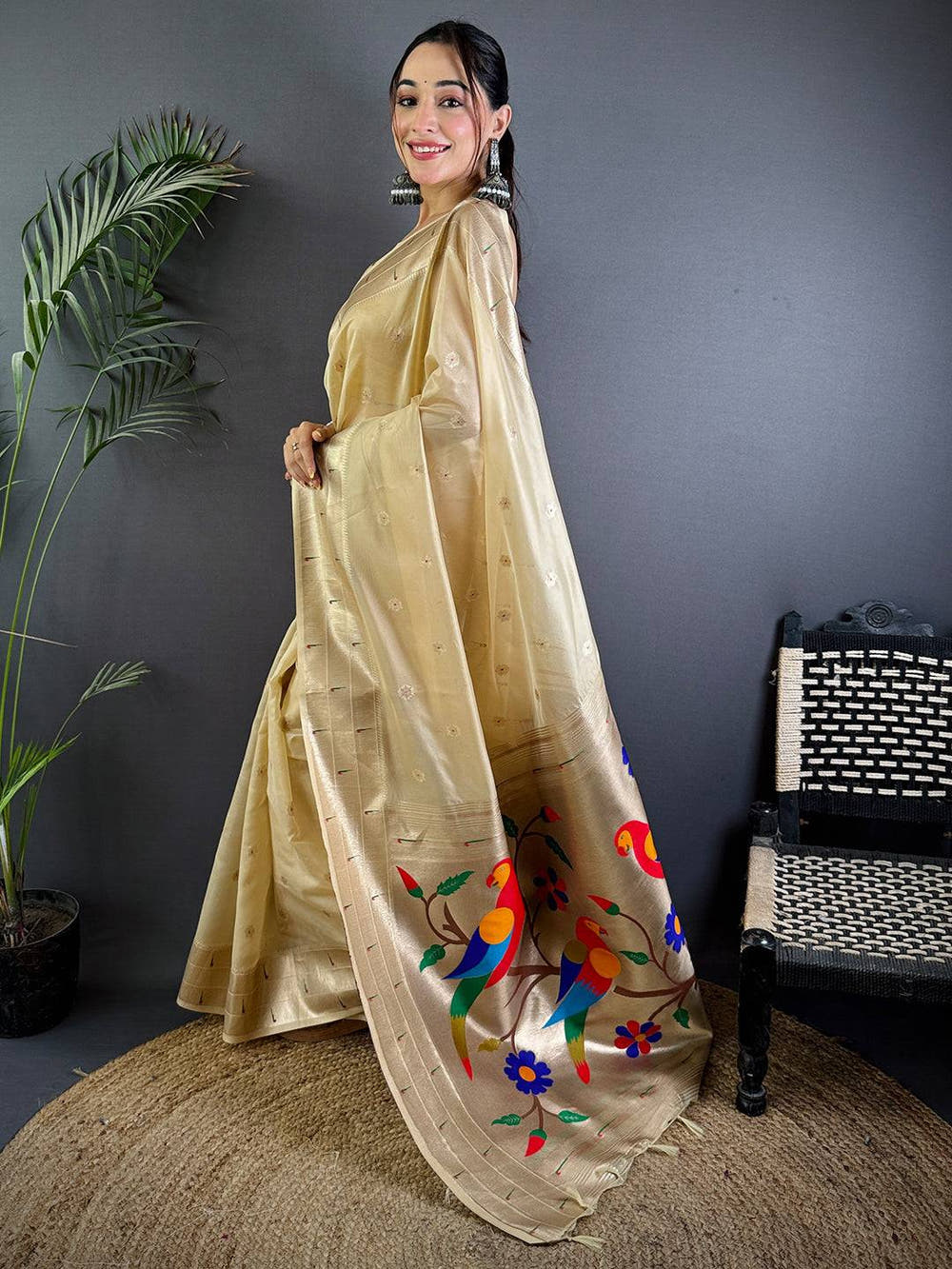 Cream Minakari Weave Soft Organza Paithani Saree

