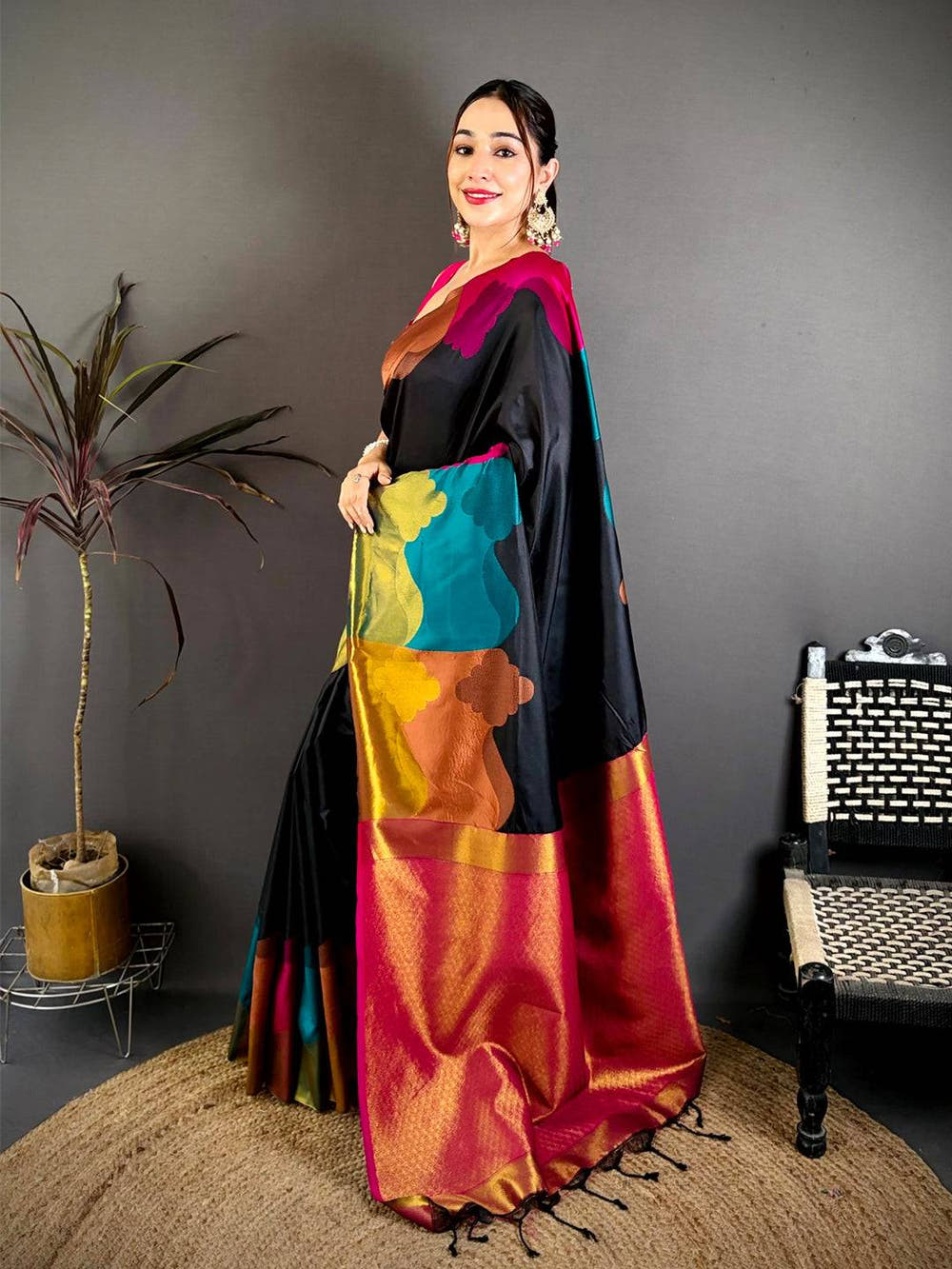 Soft Silk Colourblock Zari Weaving Saree