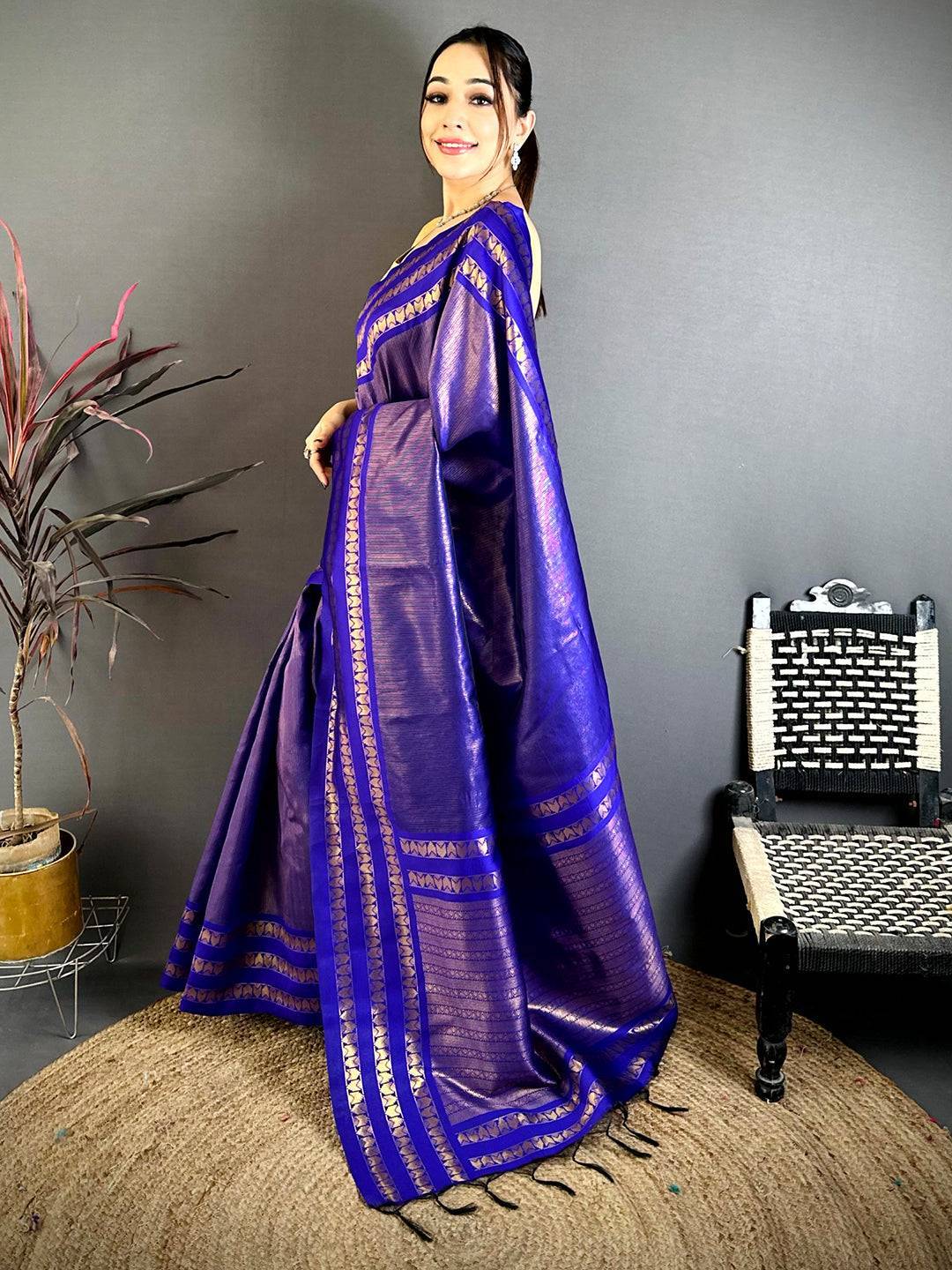 Royal Soft Silk Double Ikkat Gadwal Saree