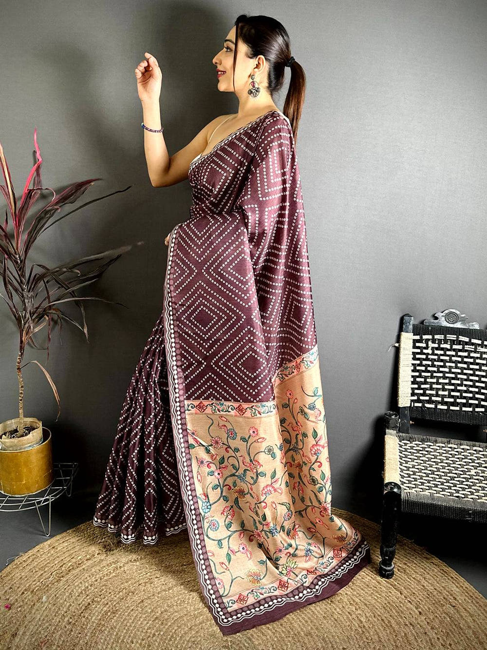 Regal Tussar Bandhej Kalamkari Saree