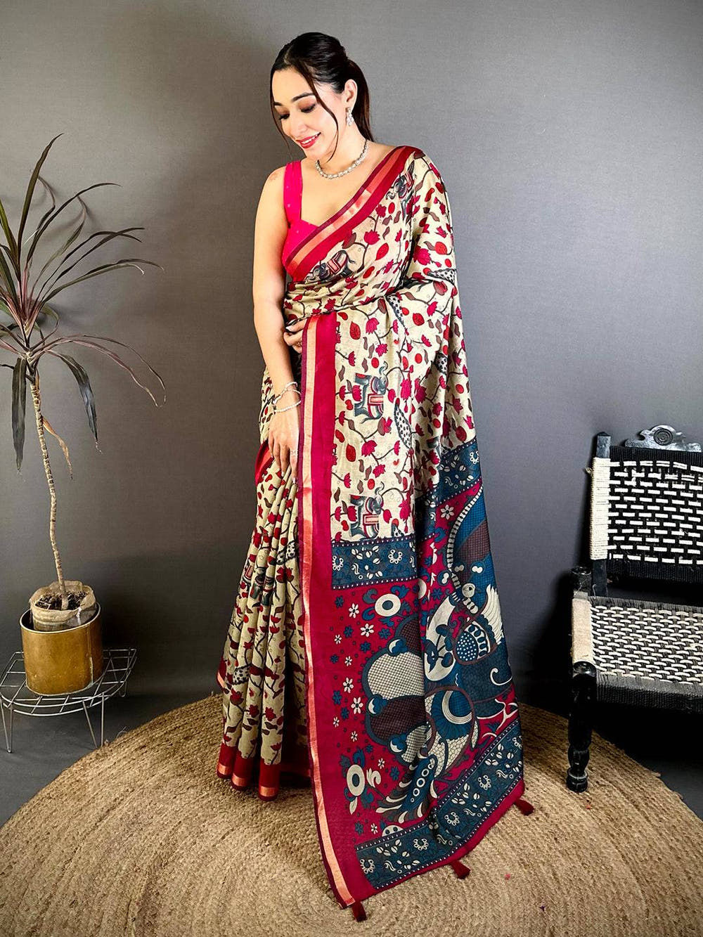 Opulent Mul Cotton Elephant Kalamkari Print Saree