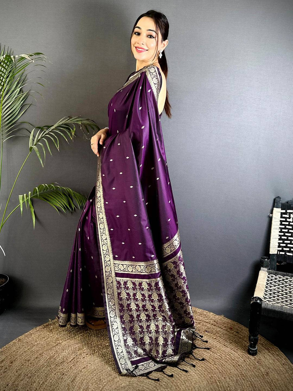 Magenta Celebrity Wear Kanjivaram Saree