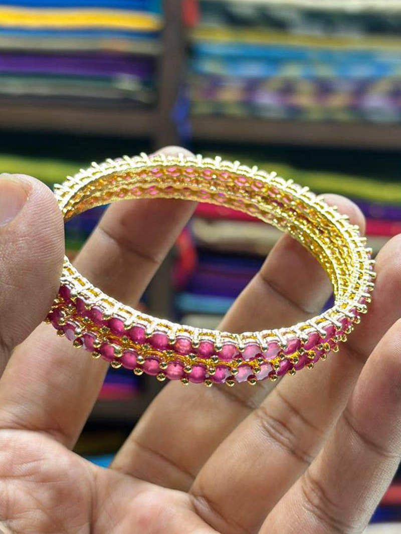 Classic Ruby Line Gold Bangle
