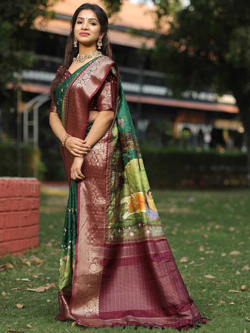 Bottle Green Pure Viscose Dola Silk Saree With Mughal Motifs