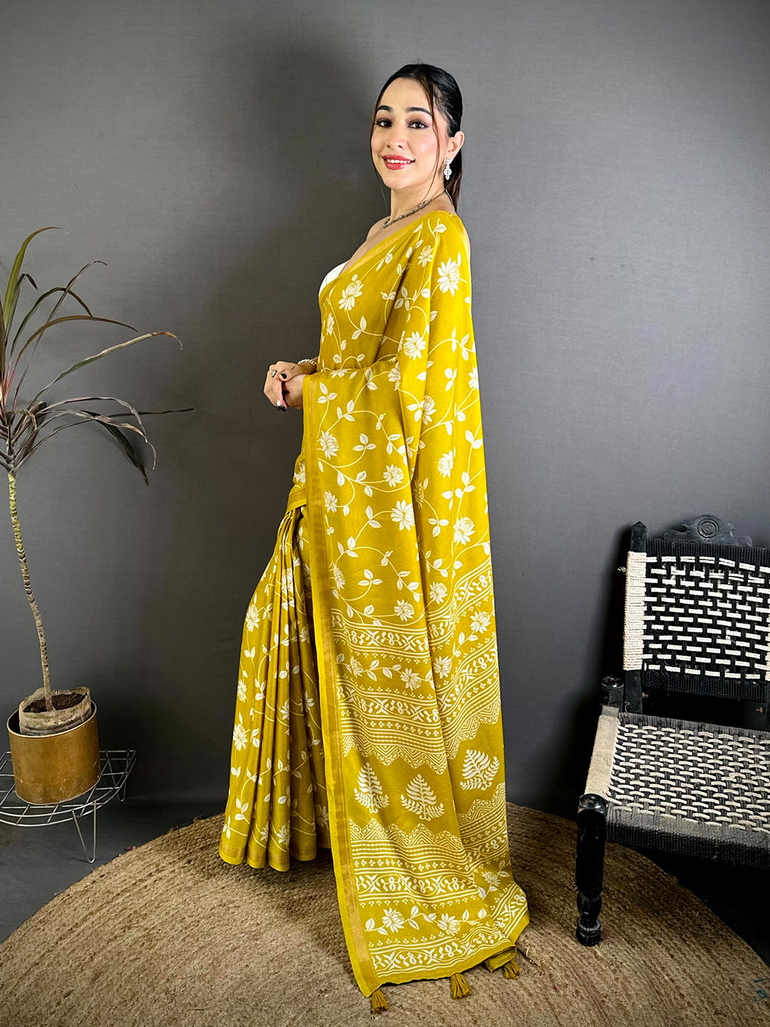 Mustard Leaf Printed Mul Cotton Saree