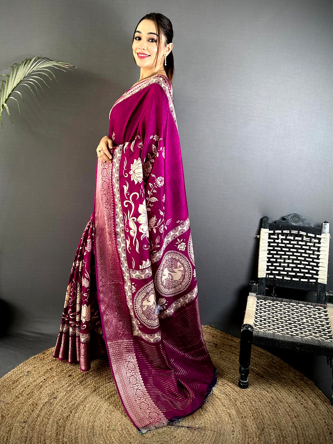 Majestic Self Zari Chex Viscose Dola Saree