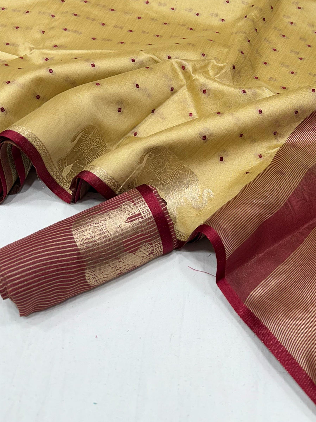 Cream Pure Silk Bandhani Butti Saree