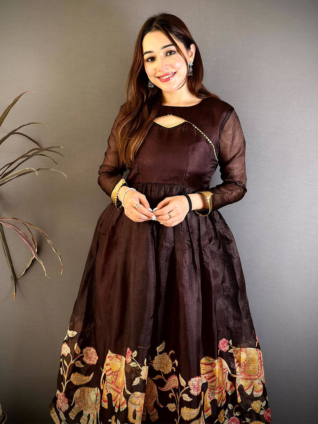Elegant Crew Neck Kota Doriya Kurti