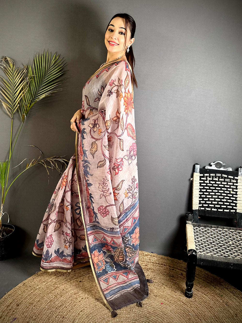 Regal Floral Hand Art Linen Saree