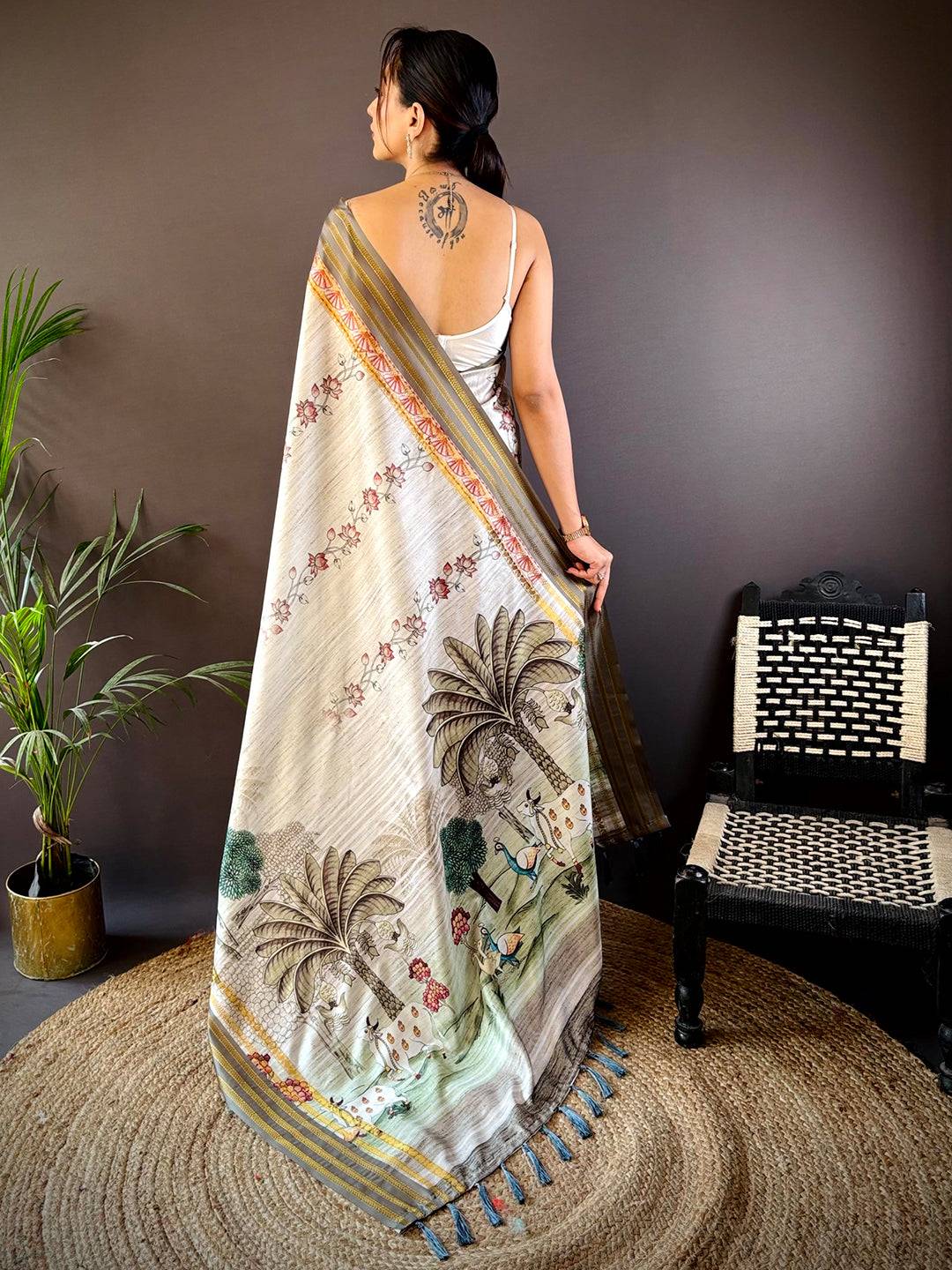 Elegant Soft Silk Green Pichwai Prints Saree