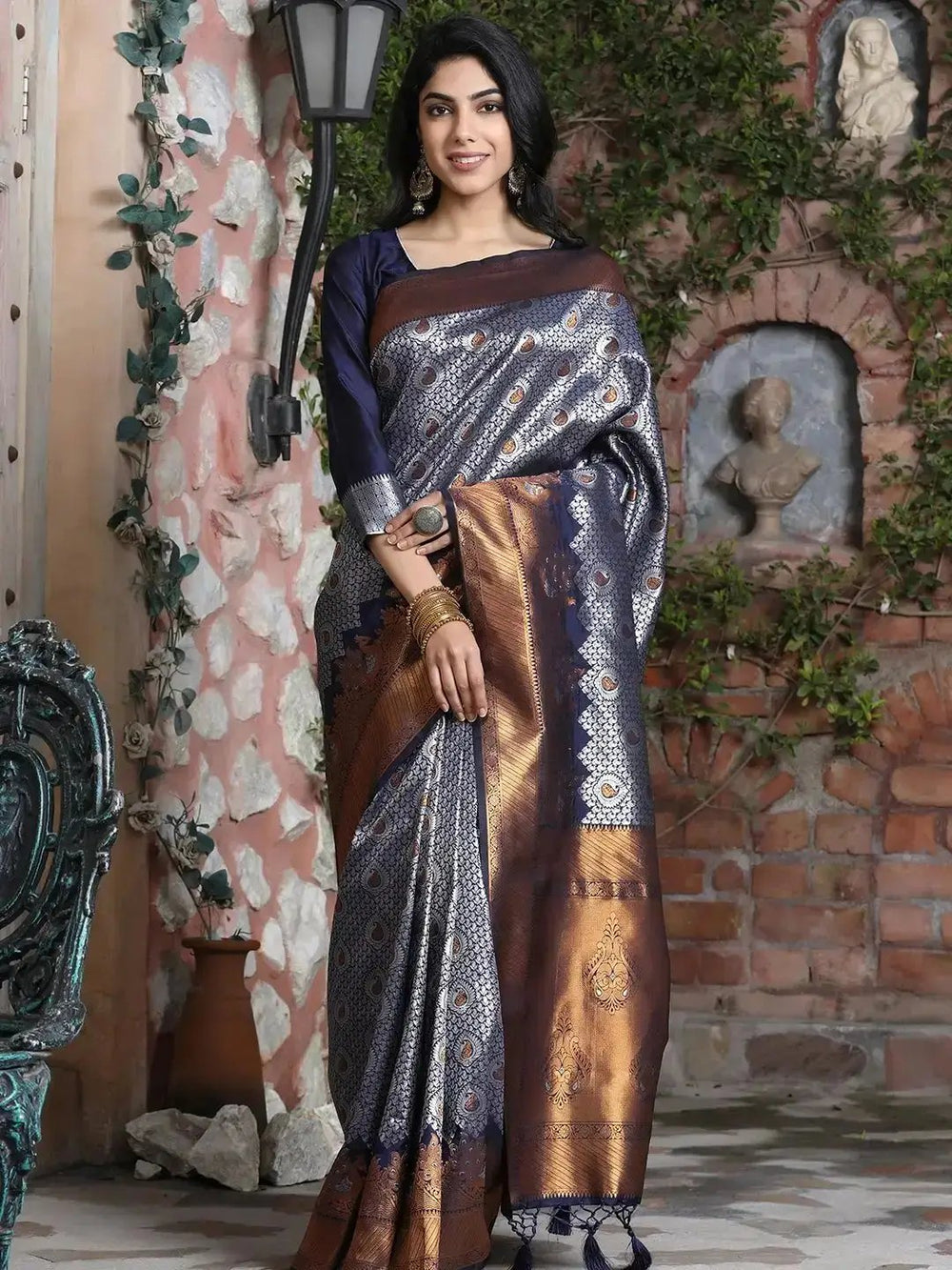 Kanjivaram Silk Saree With Zari Work 