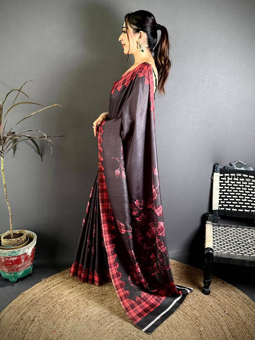 Celebrity Digital Applique Print Tussar Saree