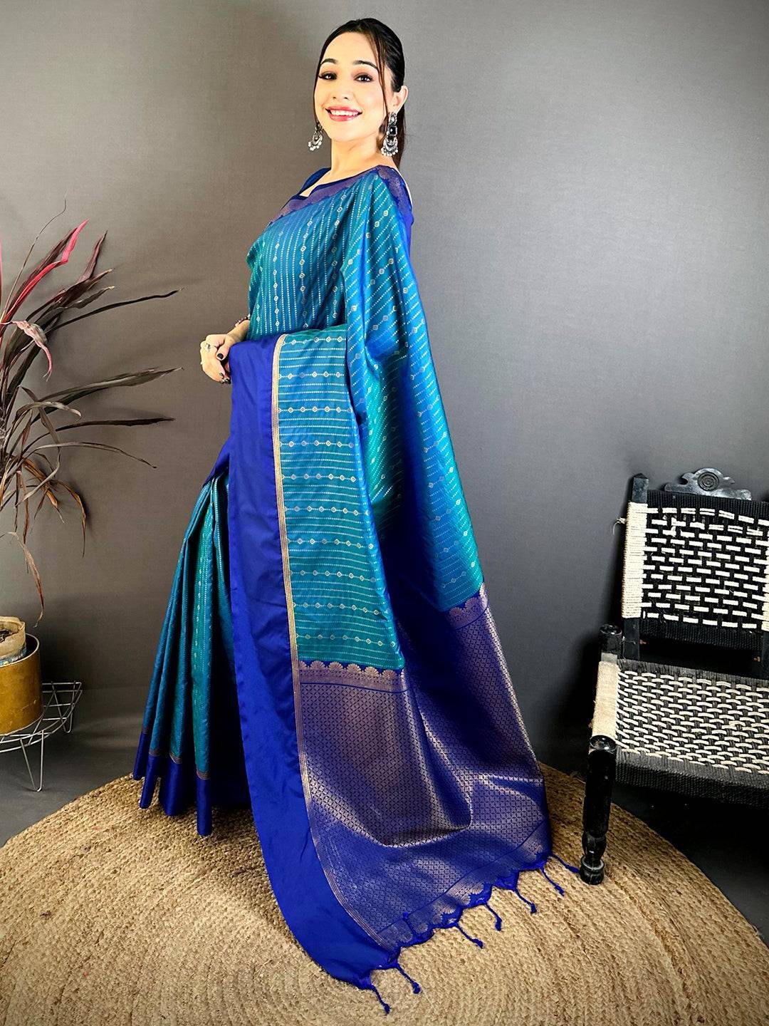 Teal Classic Soft Silk Gadwal Saree