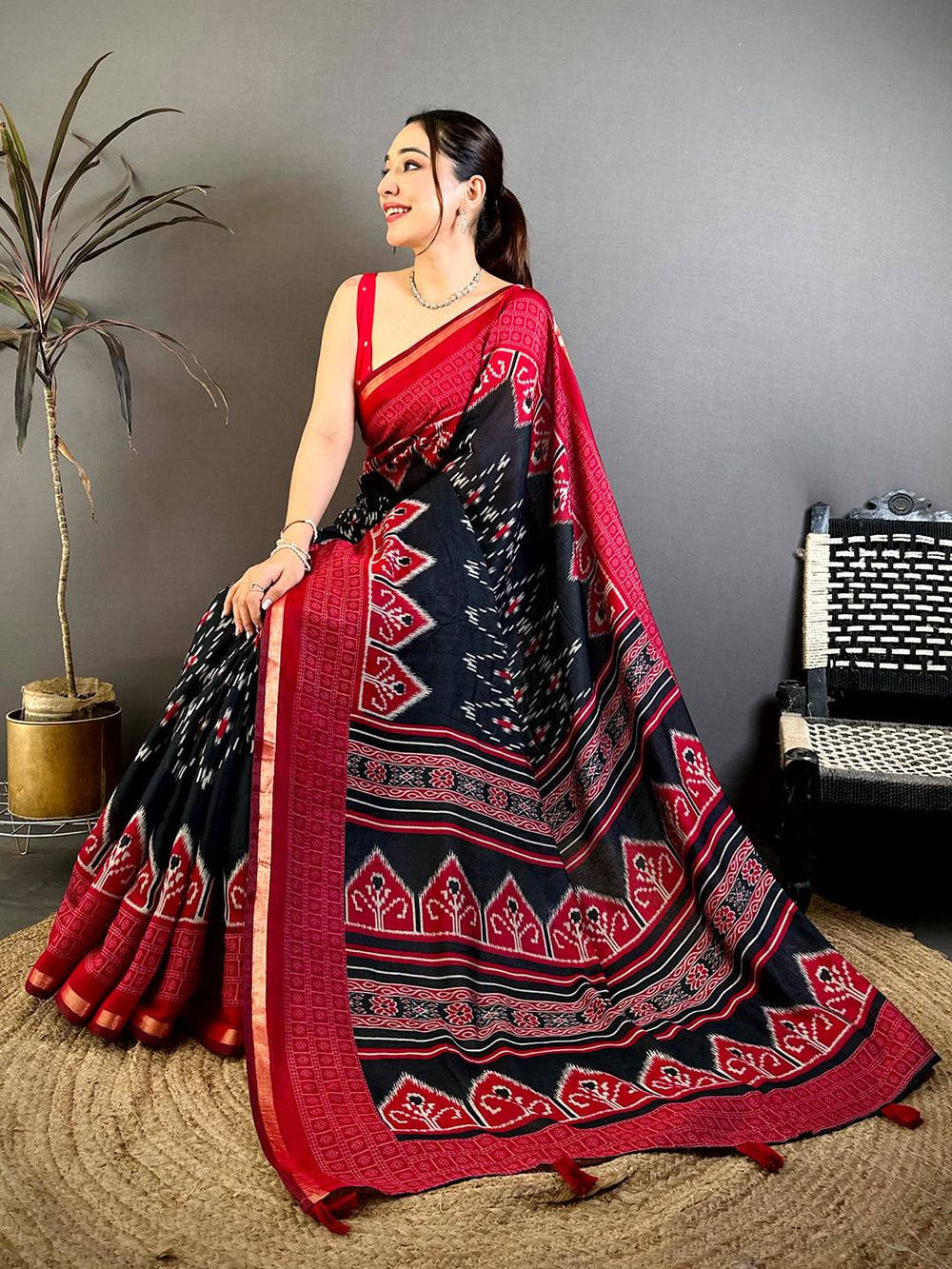 Black Mul Cotton Ikkat Rudraksha Border Saree