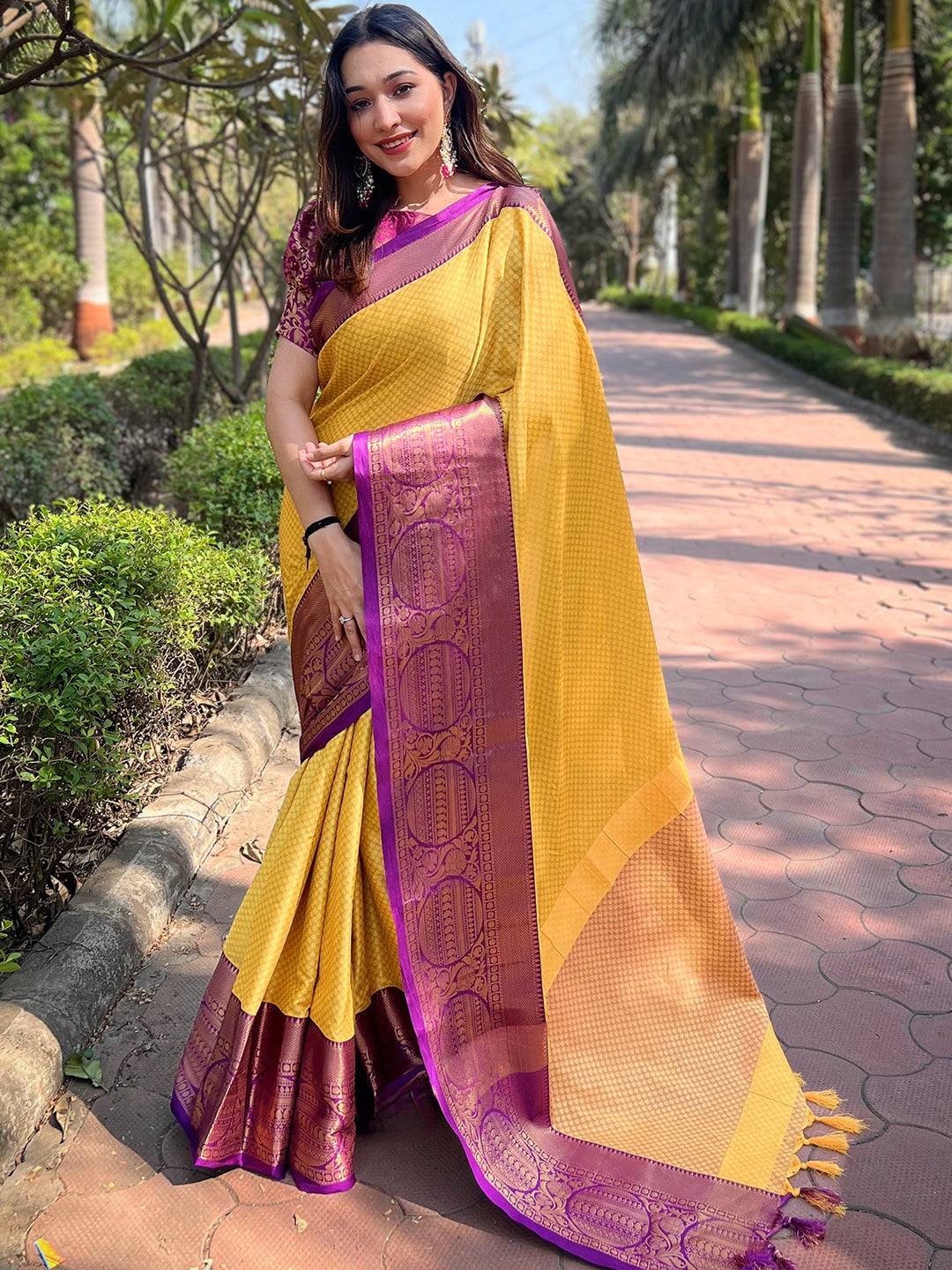 Elegant Yellow Silk Saree with Brocade Zari Blouse